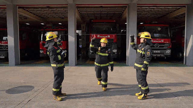 640 (1).gif